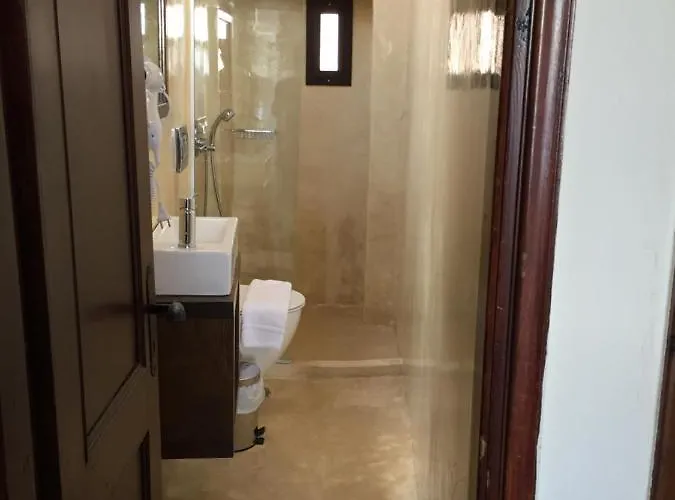 Captain Vasilis Hotel Chania (Crete)