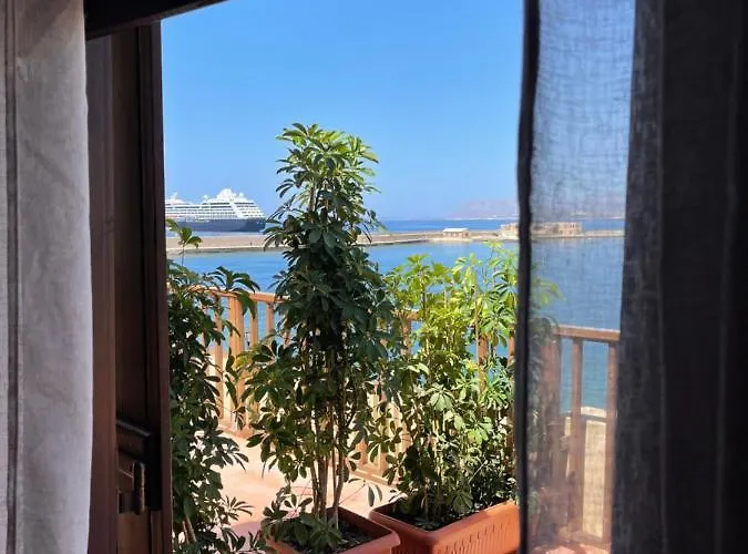 Captain Vasilis Hotel 4*