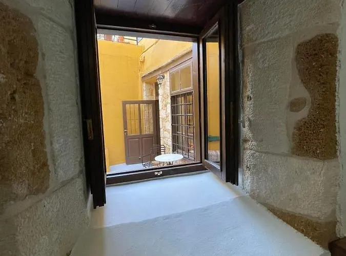 Captain Vasilis מלון