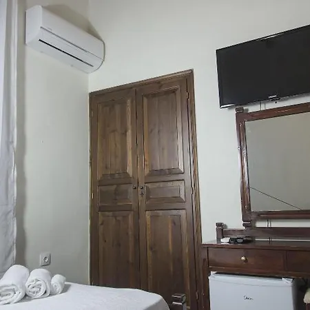 Captain Vasilis 4* Chania (Crete)